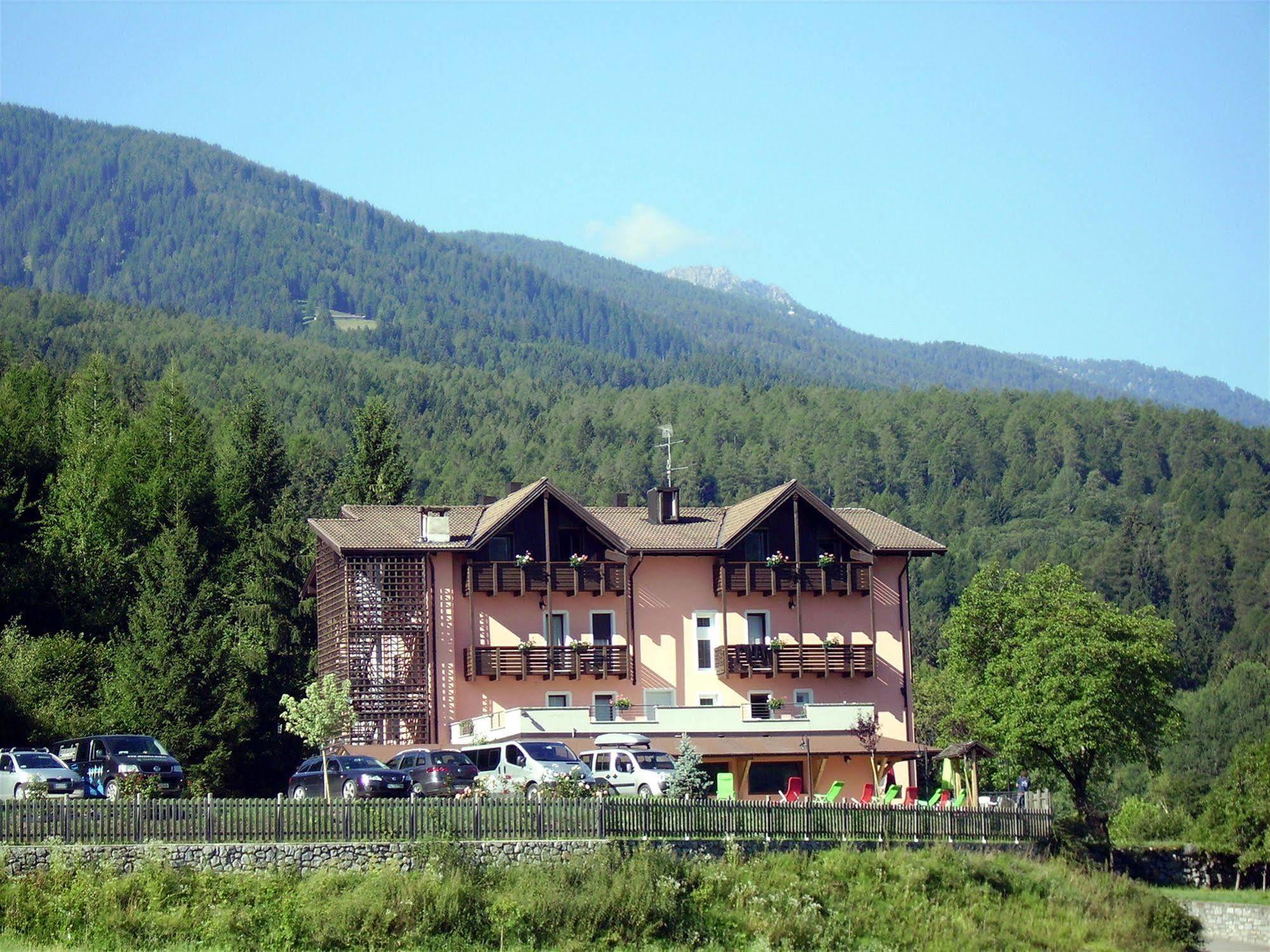 Park Hotel Bellevue Dimaro Zewnętrze zdjęcie