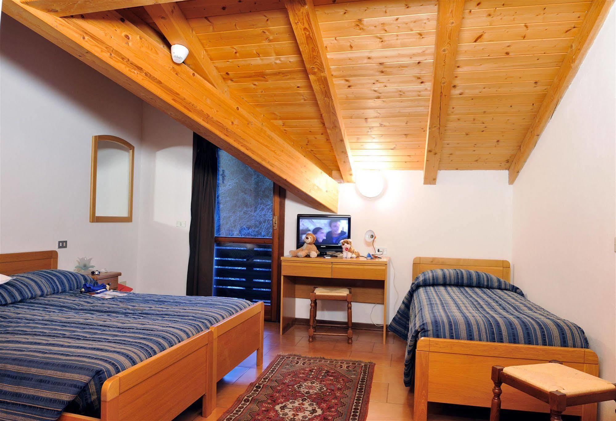 Park Hotel Bellevue Dimaro Zewnętrze zdjęcie